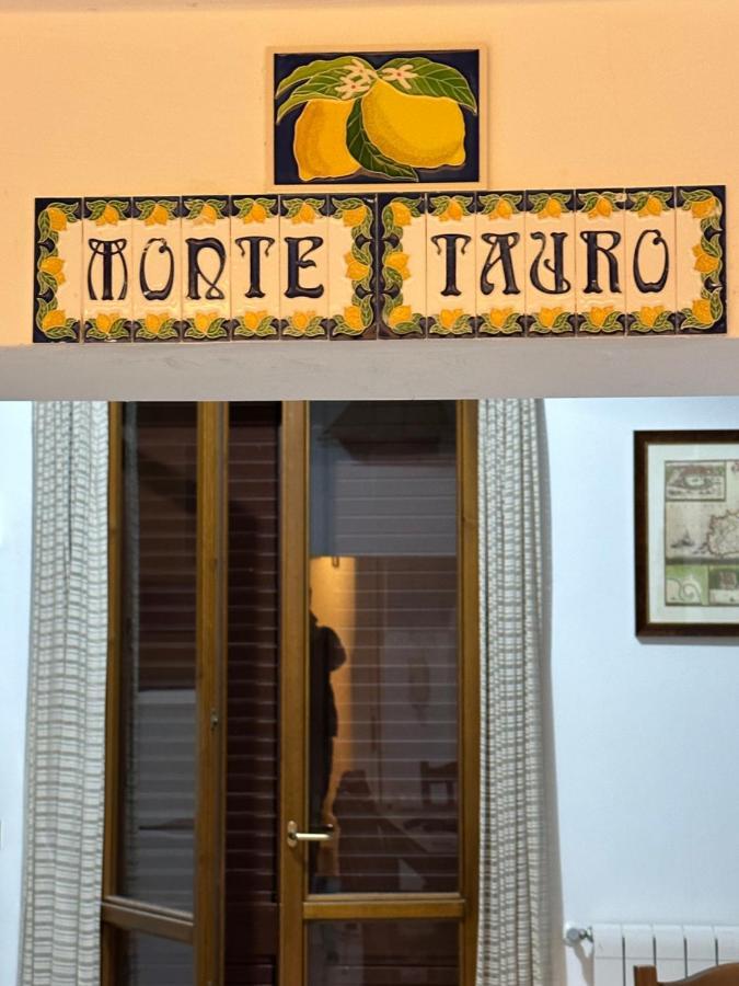 Monte Tauro Apartment Taormina Exterior foto